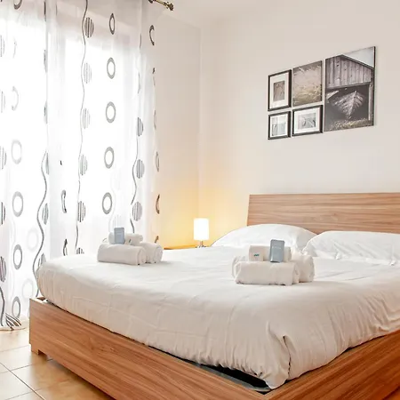 Apartment Homiday- Ospedale Aeroporto- Aria Condizionata E Parcheggio Gratuito Pisa